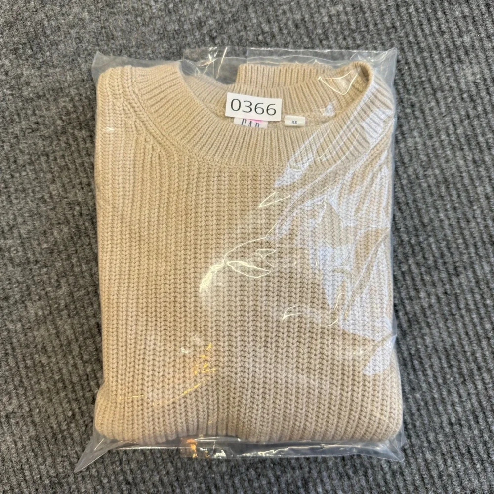 GAP‎ Women's XS Oatmeal Heather Cable Knit Sweater Boatneck Barrel Sleeve
